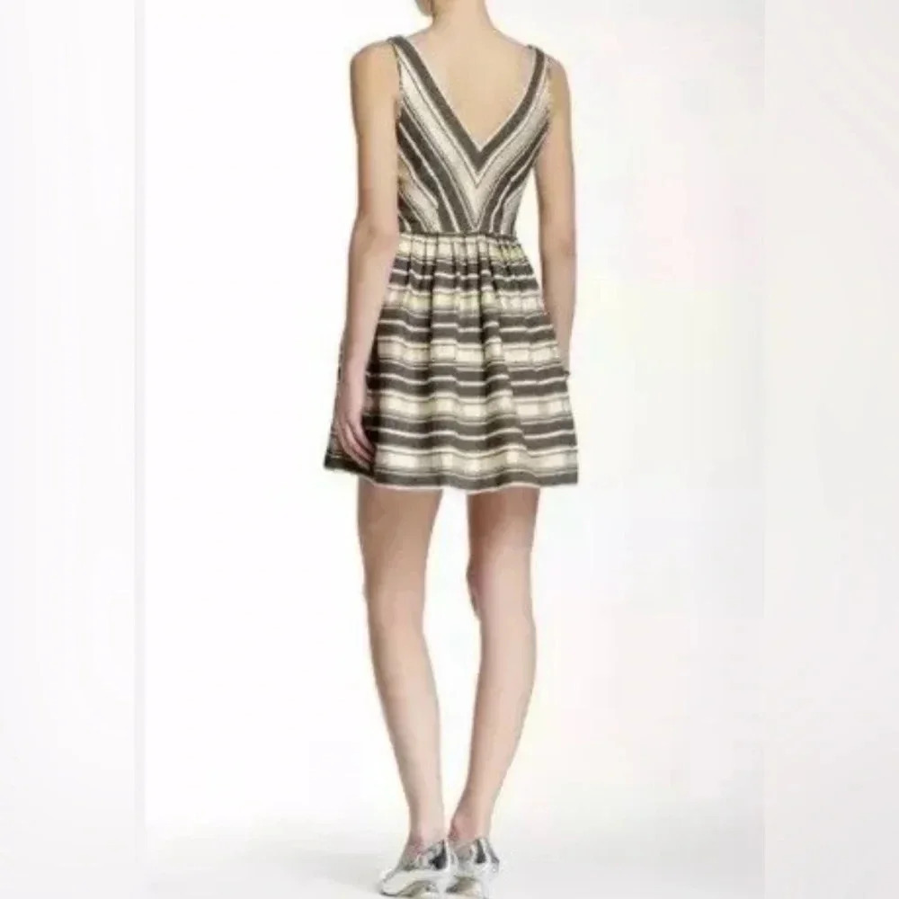 NWOT-J CREW Factory Holiday Gold Gray V Neck Striped Mini Dress. Size 4 Petite - Picture 3 of 13